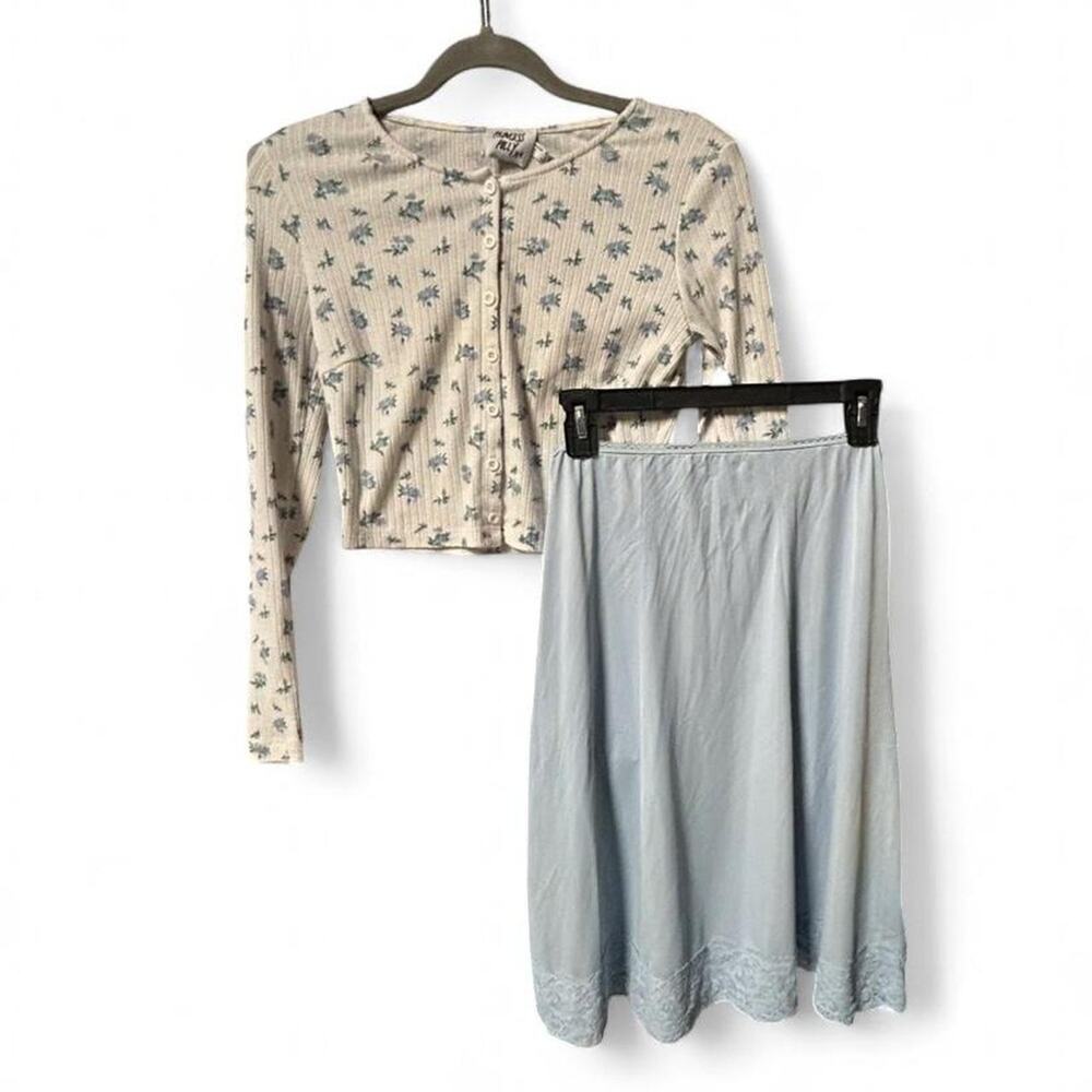 Size XS / 2 Matching outfit vintage baby blue slip skirt with lace hem shirt